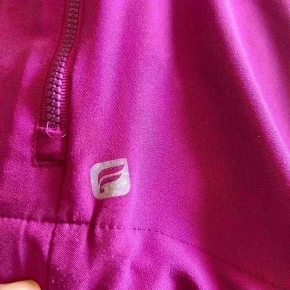 Fabletics Ninety Six Windbreaker. Size 4, XS Fuchsia. Minor pilling. - Picture 11 of 11